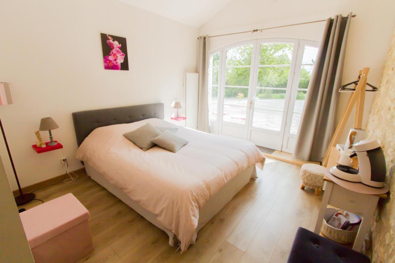 La Tour De La Conterie Bed and Breakfast Beaumont-Village Eksteriør billede