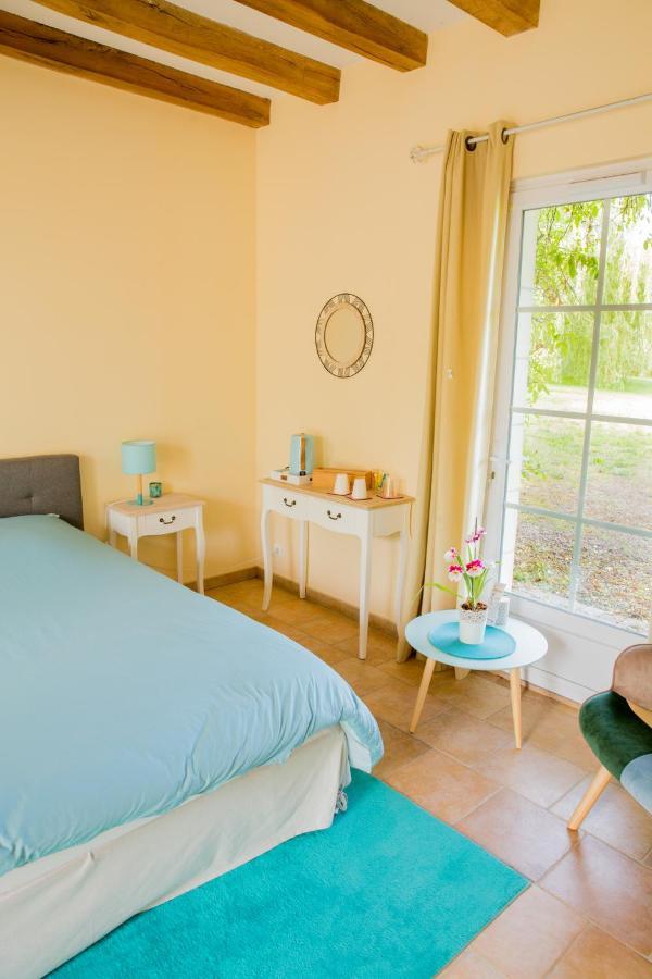 La Tour De La Conterie Bed and Breakfast Beaumont-Village Eksteriør billede